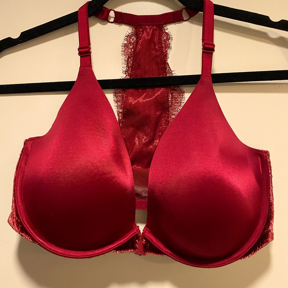 34DDD Victoria’s Secret Razorback Bra